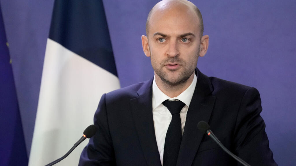 Франция готова участвовать в обороне стран Персидского залива после ударов Ирана